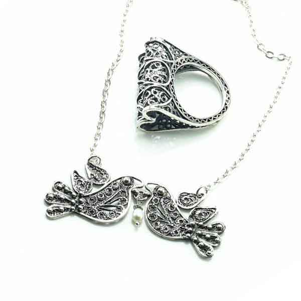 Lovebirds statement necklace