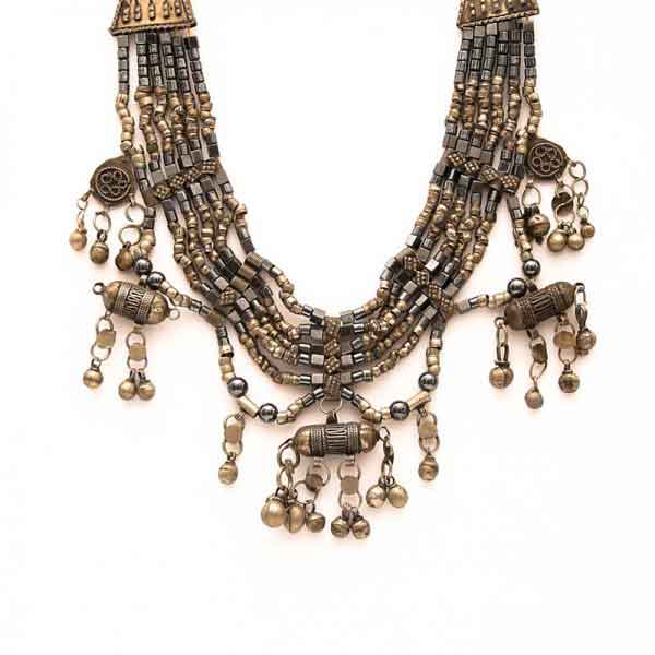 Bedouin necklace with beads